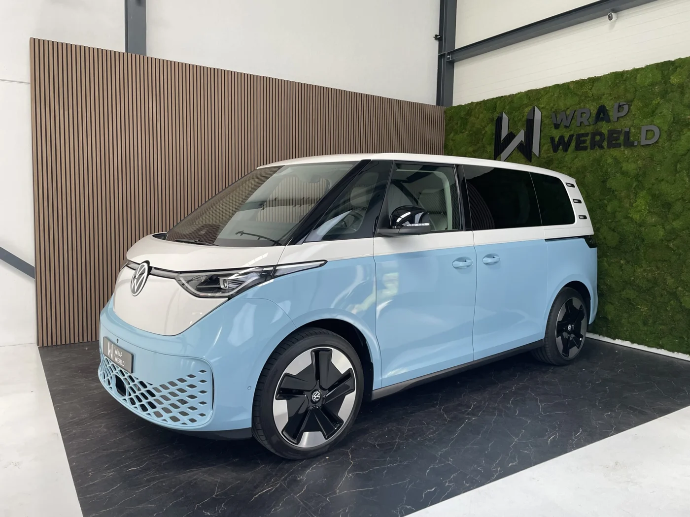 Volkswagen ID Buzz — Gloss wrap