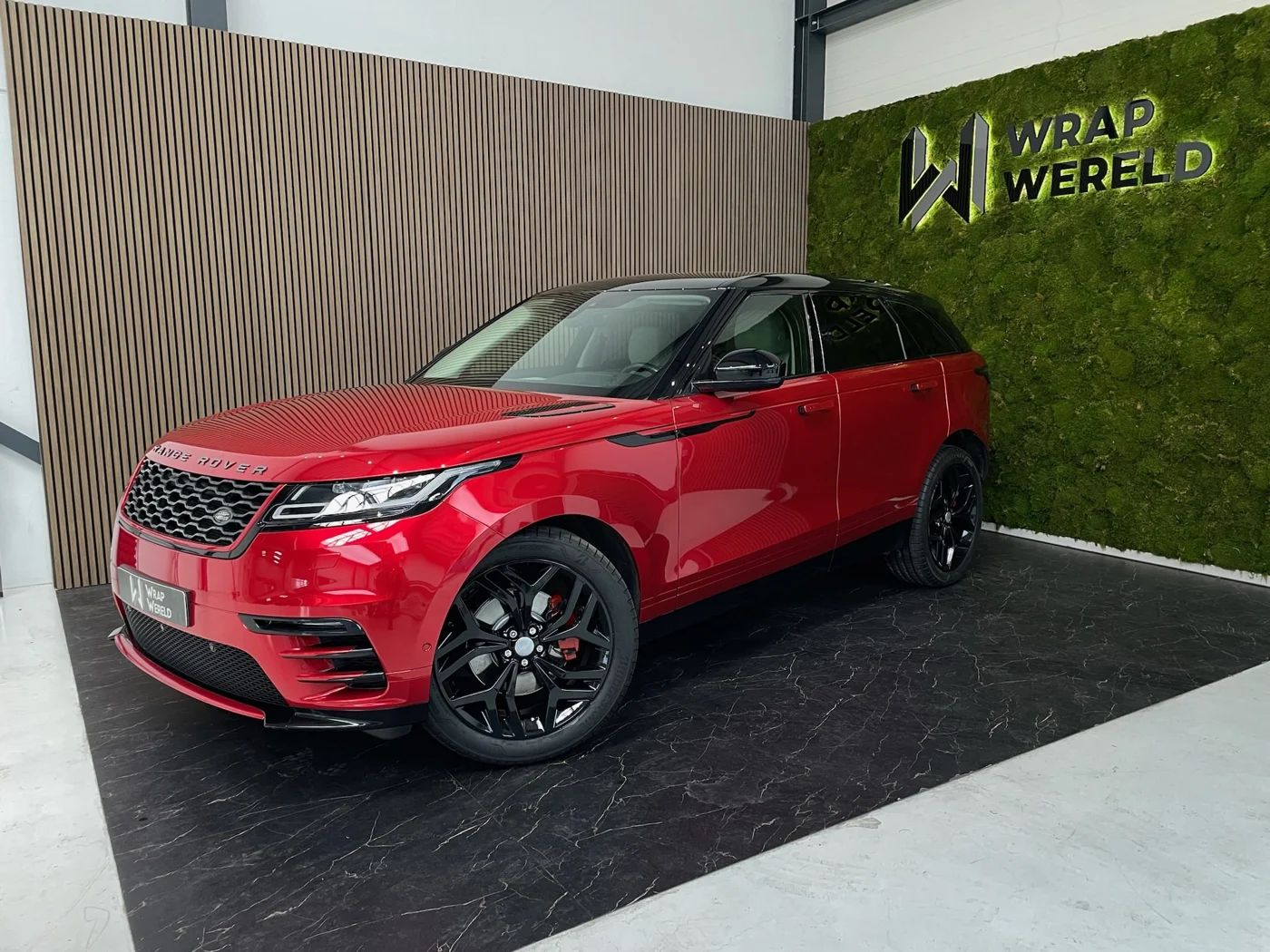Range Rover — Gloss wrap