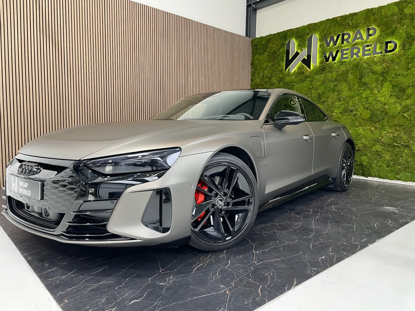 Audi e-tron GT — Matte wrap
