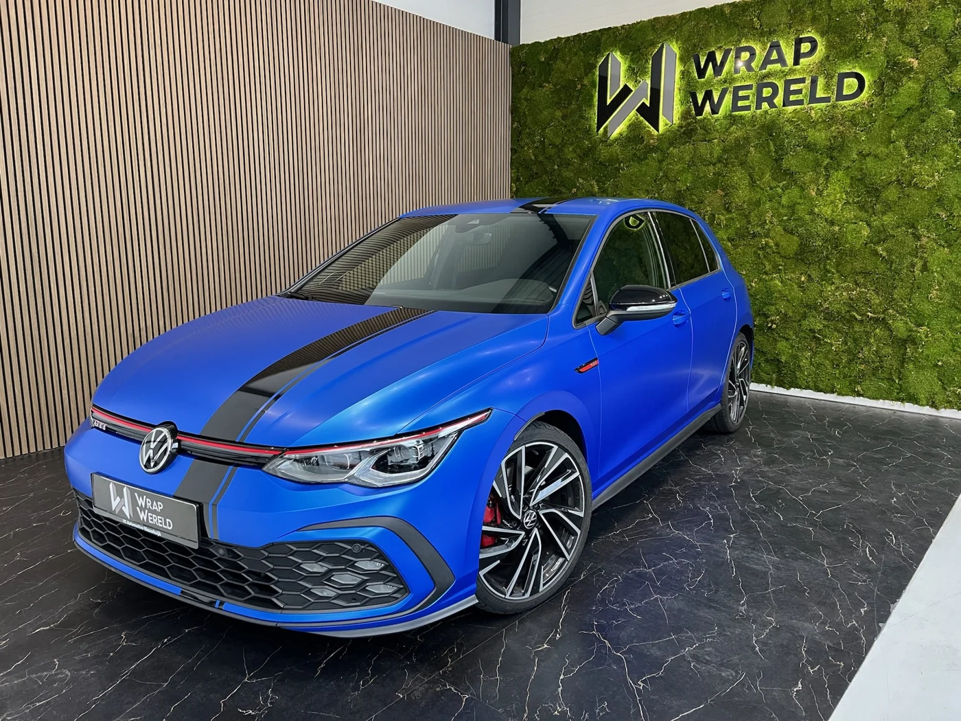 Volkswagen Golf — Satin wrap