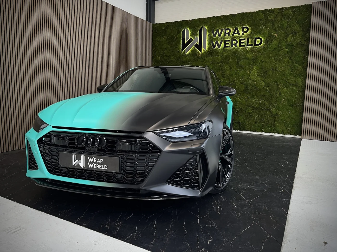Audi RS6 — Custom wrap